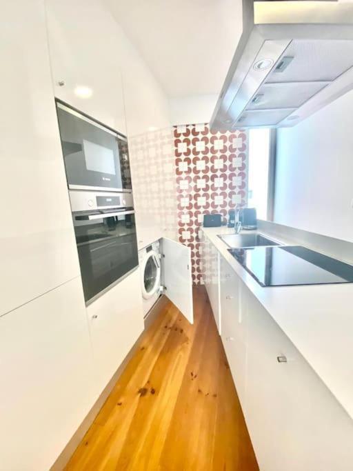 Padre Antonio Vieira Flat E - 2 Bedroom Near Campanha Train Station Porto